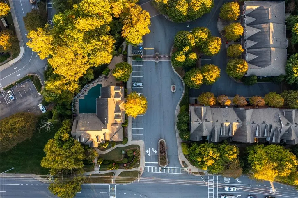 1187 Glenridge Place, Atlanta, Georgia 30342, 3 Bedrooms Bedrooms, ,2 BathroomsBathrooms,Residential,Sold,1187 Glenridge Place,7134135