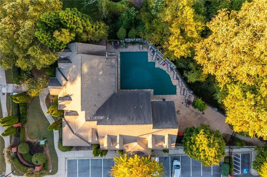 1187 Glenridge Place, Atlanta, Georgia 30342, 3 Bedrooms Bedrooms, ,2 BathroomsBathrooms,Residential,Sold,1187 Glenridge Place,7134135