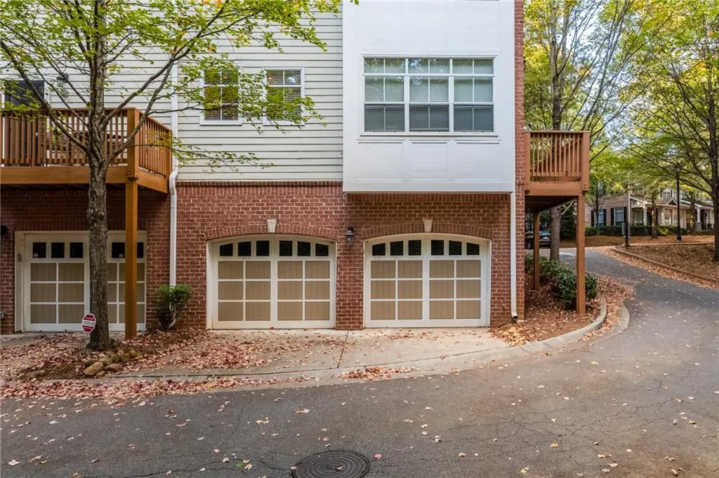 1187 Glenridge Place, Atlanta, Georgia 30342, 3 Bedrooms Bedrooms, ,2 BathroomsBathrooms,Residential,Sold,1187 Glenridge Place,7134135