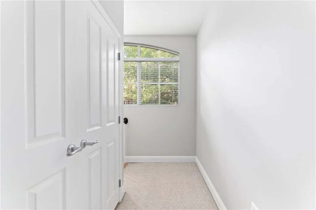 1187 Glenridge Place, Atlanta, Georgia 30342, 3 Bedrooms Bedrooms, ,2 BathroomsBathrooms,Residential,Sold,1187 Glenridge Place,7134135