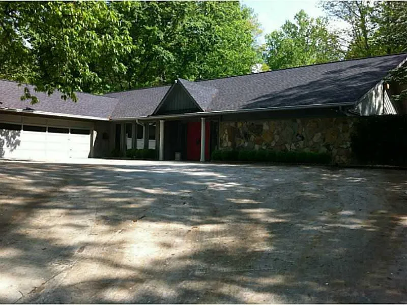 105 Foxridge Road Nw, Atlanta, Georgia 30327, 3 Bedrooms Bedrooms, ,3 BathroomsBathrooms,Residential,Sold,105 Foxridge Road Nw,4281673