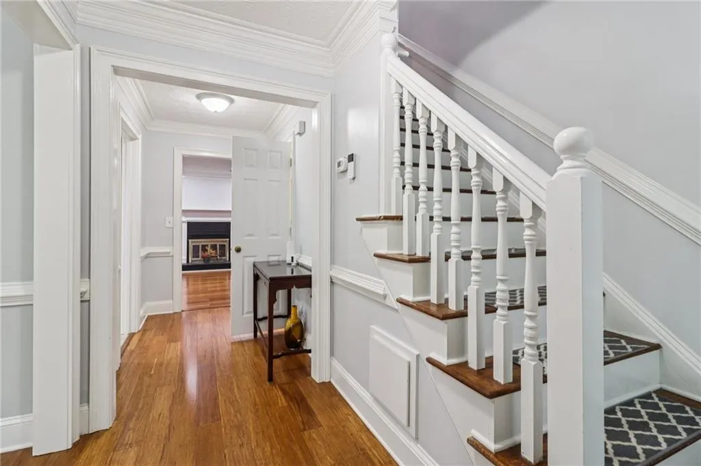 7905 Briar Villa Place, Sandy Springs, Georgia 30350, 2 Bedrooms Bedrooms, ,2 BathroomsBathrooms,Residential,For Sale,7905 Briar Villa Place,7625673
