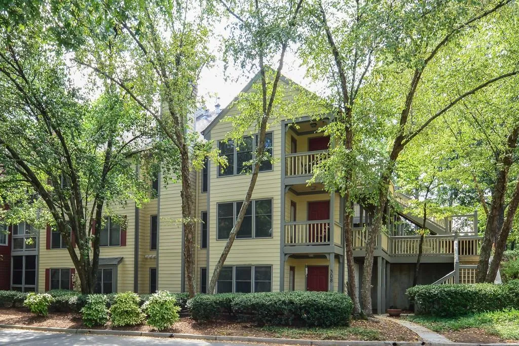 312 Hollyfax Circle Unit 312, Sandy Springs, Georgia 30328, 2 Bedrooms Bedrooms, ,2 BathroomsBathrooms,Residential,Sold,312 Hollyfax Circle Unit 312,5747351