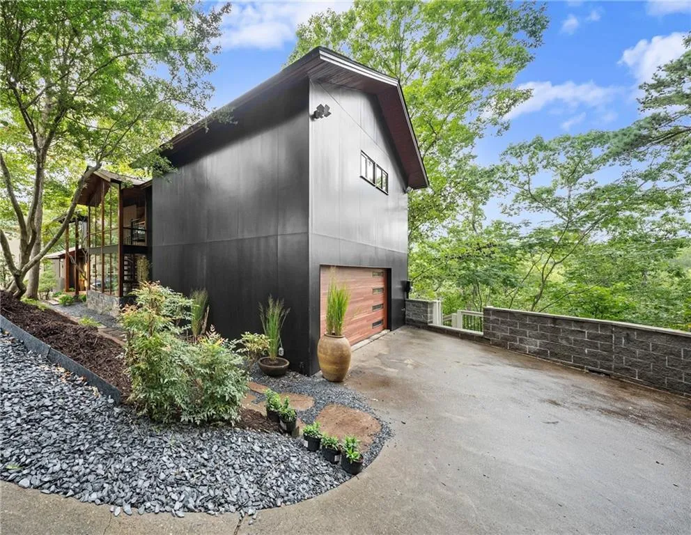 85 Grogans Landing, Atlanta, Georgia 30350, 6 Bedrooms Bedrooms, ,4 BathroomsBathrooms,Residential,For Sale,85 Grogans Landing,7640986