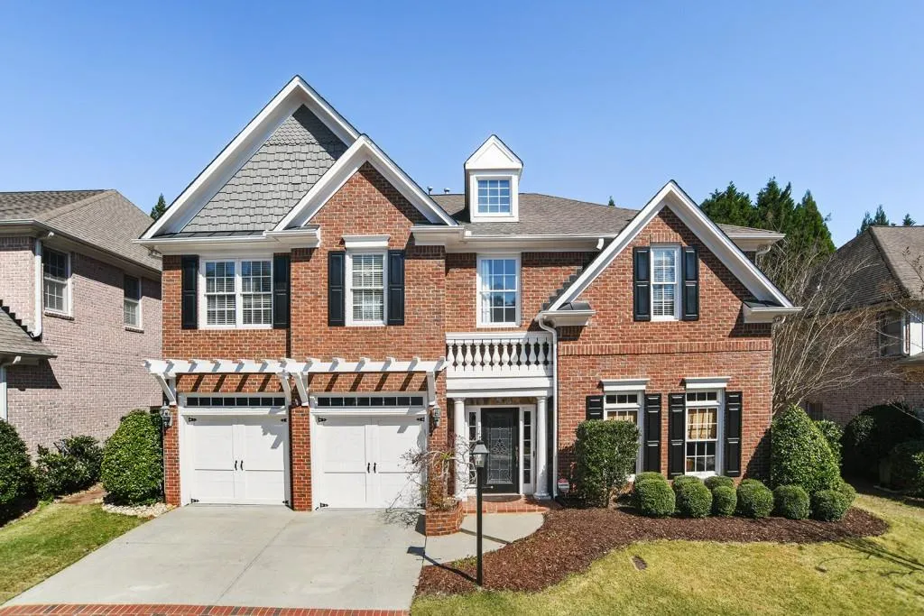 215 Wembley Circle, Atlanta, Georgia 30328, 5 Bedrooms Bedrooms, ,4 BathroomsBathrooms,Residential,Sold,215 Wembley Circle,6527274