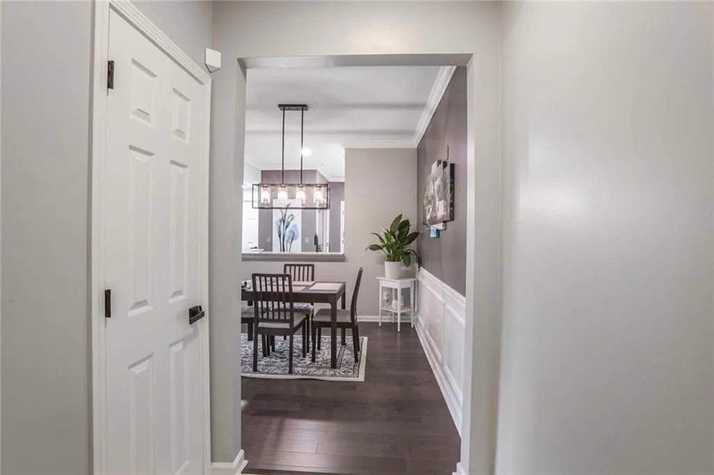 955 Juniper Street Ne Unit 3331, Atlanta, Georgia 30309, 2 Bedrooms Bedrooms, ,2 BathroomsBathrooms,Residential,For Sale,955 Juniper Street Ne Unit 3331,7594813