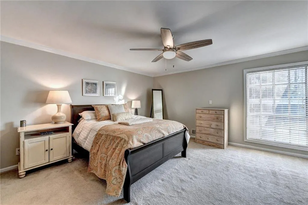 5590 Chemin De Vie, Atlanta, Georgia 30342, 2 Bedrooms Bedrooms, ,2 BathroomsBathrooms,Residential,Sold,5590 Chemin De Vie,7010097