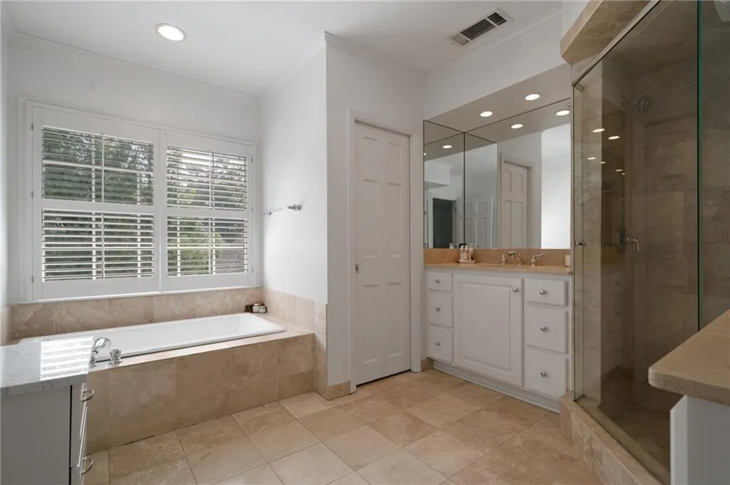 505 Hillside Drive Nw, Atlanta, Georgia 30342, 4 Bedrooms Bedrooms, ,4 BathroomsBathrooms,Residential,For Sale,505 Hillside Drive Nw,7611954
