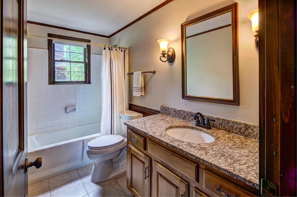 7495 Old Maine Trail, Atlanta, Georgia 30328, 4 Bedrooms Bedrooms, ,3 BathroomsBathrooms,Residential,Sold,7495 Old Maine Trail,5717892