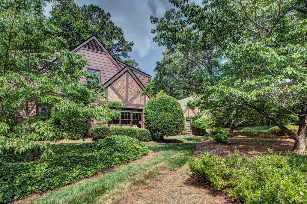 7495 Old Maine Trail, Atlanta, Georgia 30328, 4 Bedrooms Bedrooms, ,3 BathroomsBathrooms,Residential,Sold,7495 Old Maine Trail,5717892