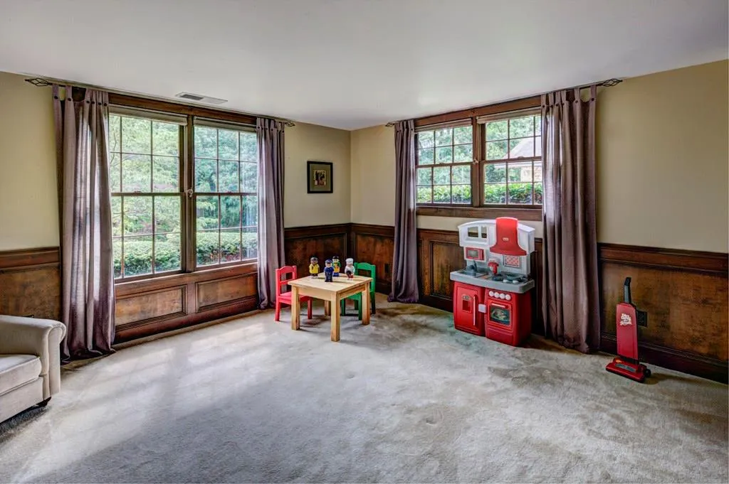 7495 Old Maine Trail, Atlanta, Georgia 30328, 4 Bedrooms Bedrooms, ,3 BathroomsBathrooms,Residential,Sold,7495 Old Maine Trail,5717892