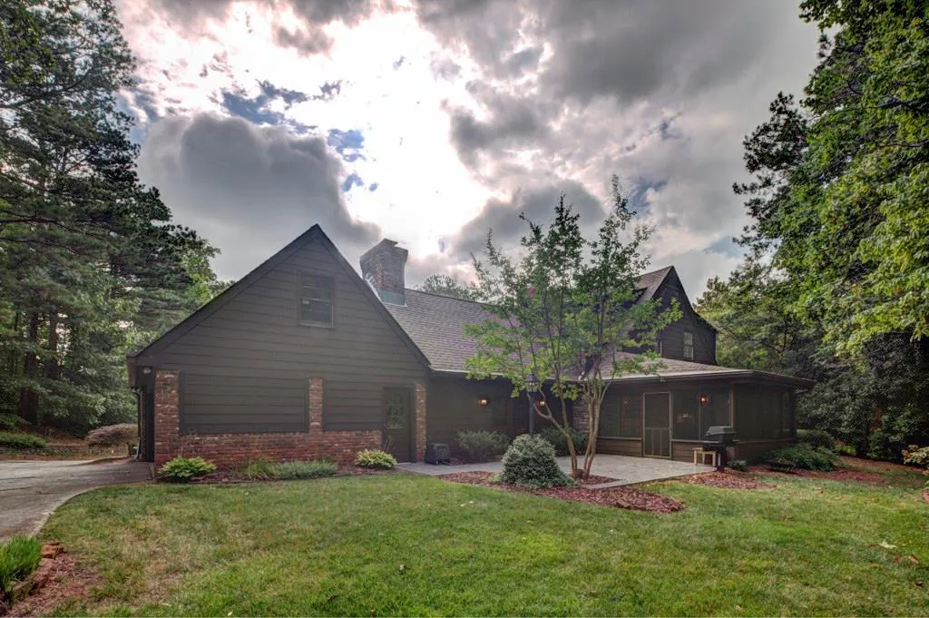 7495 Old Maine Trail, Atlanta, Georgia 30328, 4 Bedrooms Bedrooms, ,3 BathroomsBathrooms,Residential,Sold,7495 Old Maine Trail,5717892