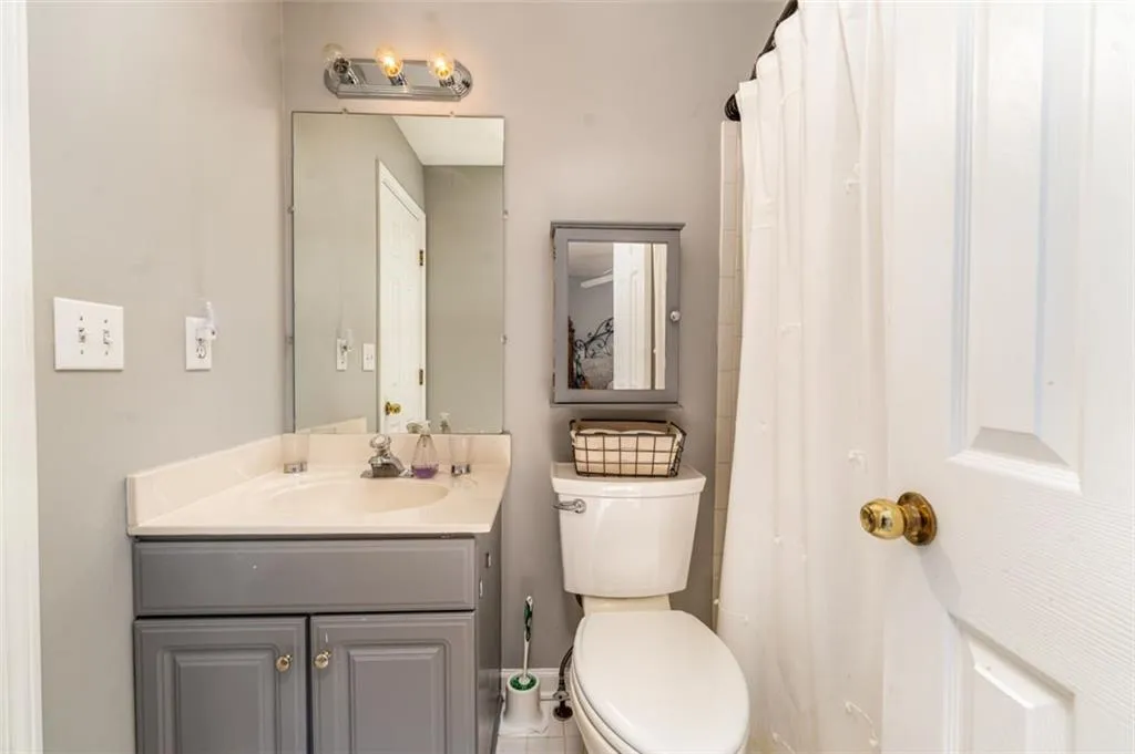 215 Marchand Court, Sandy Springs, Georgia 30328, 5 Bedrooms Bedrooms, ,3 BathroomsBathrooms,Residential,Sold,215 Marchand Court,7163952 215 Marchand Court, Sandy Springs, Georgia 30328, 5 Bedrooms Bedrooms, ,3 BathroomsBathrooms,Residential,Sold,215 Marchand Court,7163952