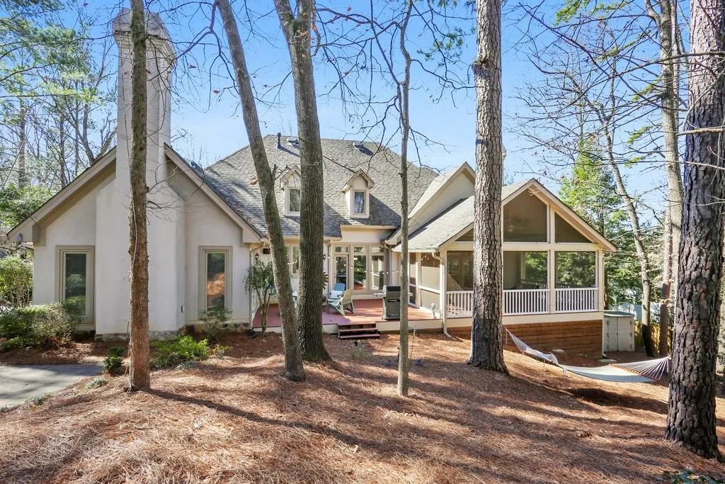 6115 River Chase Circle, Sandy Springs, Georgia 30328, 5 Bedrooms Bedrooms, ,5 BathroomsBathrooms,Residential,Sold,6115 River Chase Circle,6685038