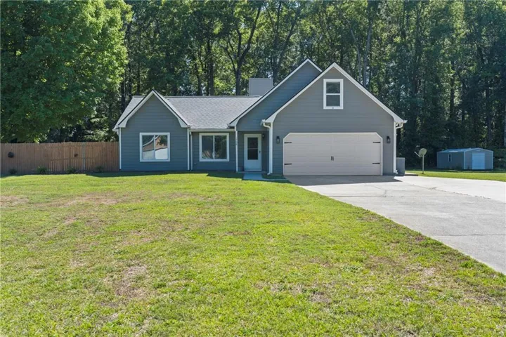 1768 Floye Drive, Loganville, Georgia 30052