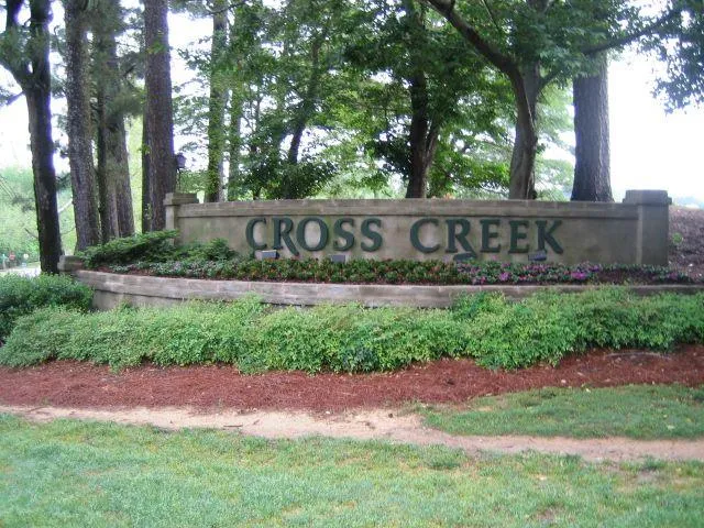 143 Amherst Place Nw, Atlanta, Georgia 30327, 2 Bedrooms Bedrooms, ,2 BathroomsBathrooms,Residential,For Sale,143 Amherst Place Nw,7670686