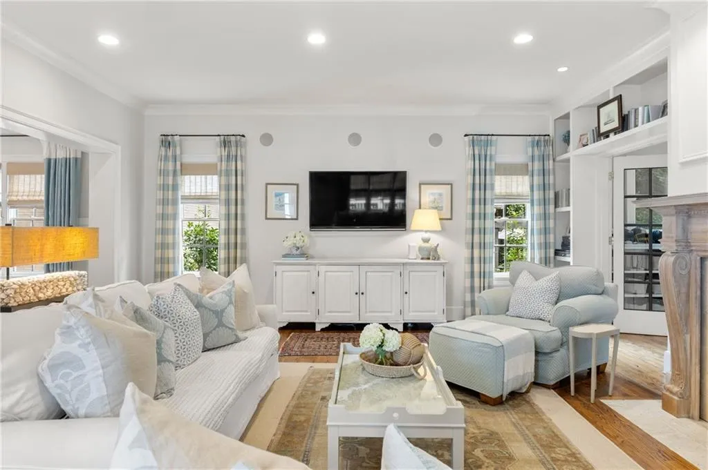 3107 Peachtree Drive Ne, Atlanta, Georgia 30305, 5 Bedrooms Bedrooms, ,5 BathroomsBathrooms,Residential,For Sale,3107 Peachtree Drive Ne,7632685