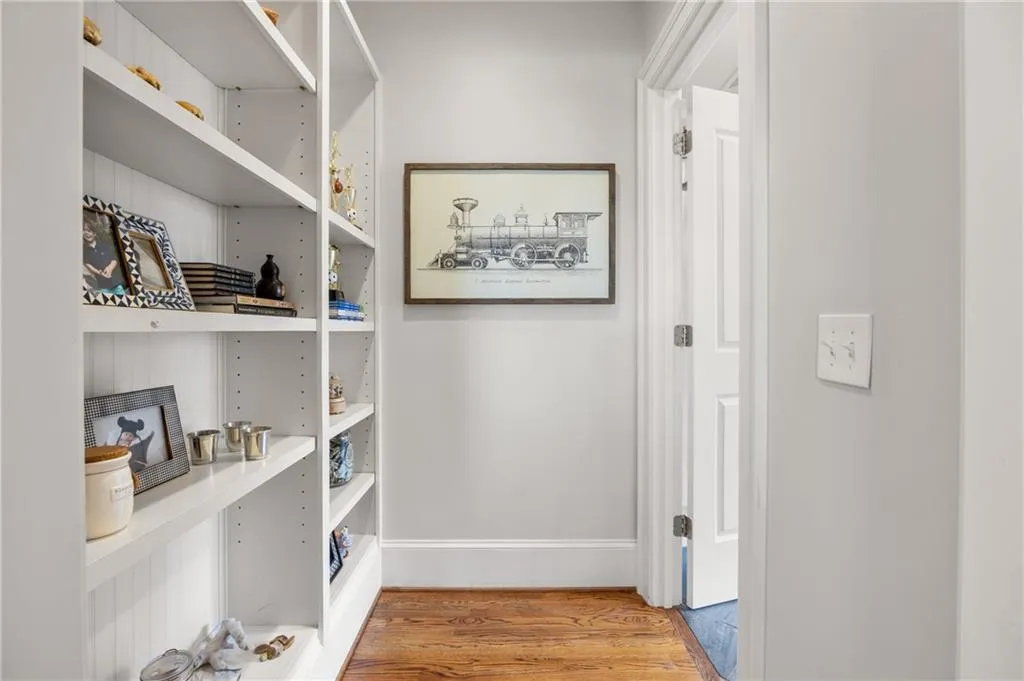 3107 Peachtree Drive Ne, Atlanta, Georgia 30305, 5 Bedrooms Bedrooms, ,5 BathroomsBathrooms,Residential,For Sale,3107 Peachtree Drive Ne,7632685