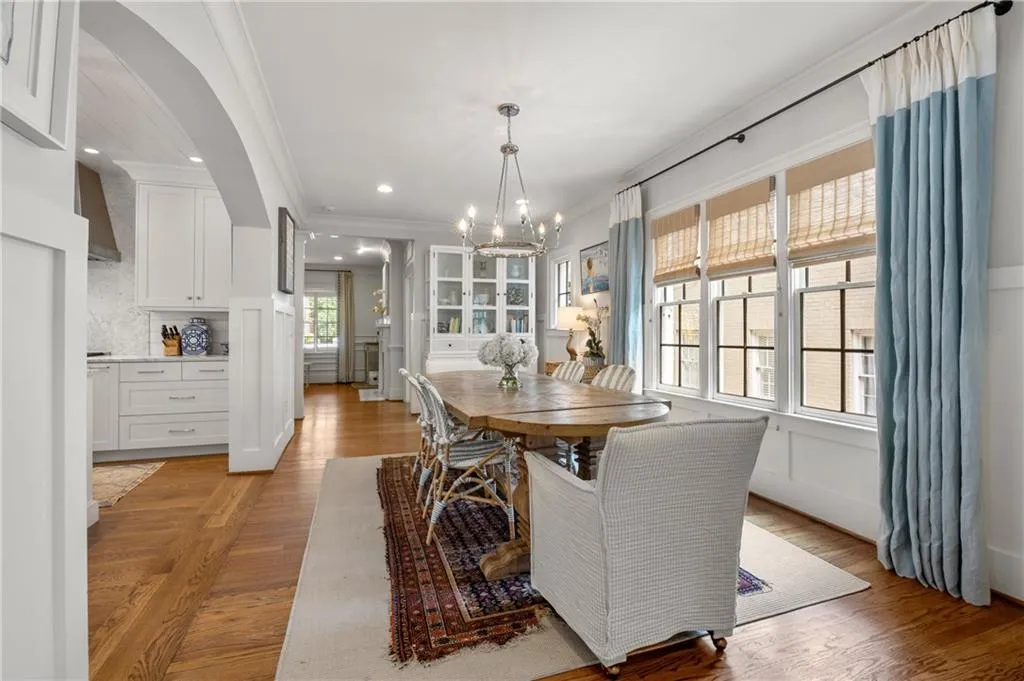 3107 Peachtree Drive Ne, Atlanta, Georgia 30305, 5 Bedrooms Bedrooms, ,5 BathroomsBathrooms,Residential,For Sale,3107 Peachtree Drive Ne,7632685