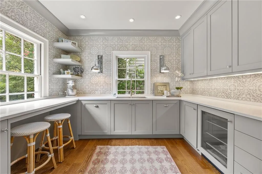 3107 Peachtree Drive Ne, Atlanta, Georgia 30305, 5 Bedrooms Bedrooms, ,5 BathroomsBathrooms,Residential,For Sale,3107 Peachtree Drive Ne,7632685