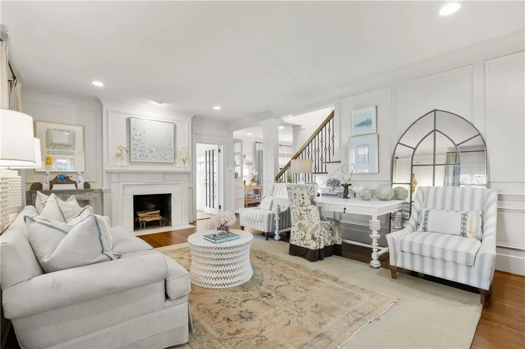 3107 Peachtree Drive Ne, Atlanta, Georgia 30305, 5 Bedrooms Bedrooms, ,5 BathroomsBathrooms,Residential,For Sale,3107 Peachtree Drive Ne,7632685