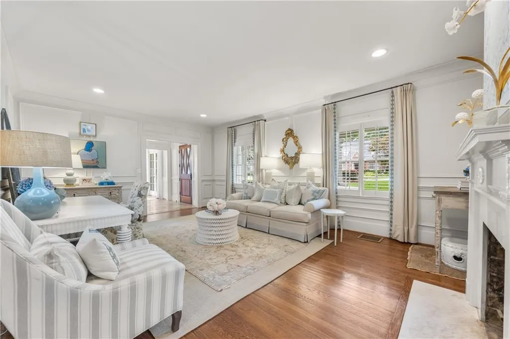 3107 Peachtree Drive Ne, Atlanta, Georgia 30305, 5 Bedrooms Bedrooms, ,5 BathroomsBathrooms,Residential,For Sale,3107 Peachtree Drive Ne,7632685