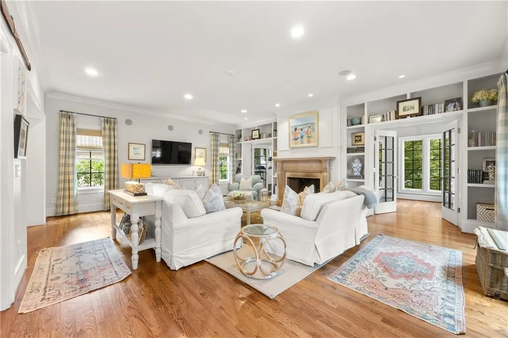 3107 Peachtree Drive Ne, Atlanta, Georgia 30305, 5 Bedrooms Bedrooms, ,5 BathroomsBathrooms,Residential,For Sale,3107 Peachtree Drive Ne,7632685