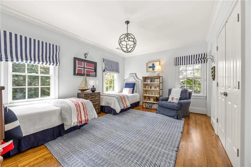 3107 Peachtree Drive Ne, Atlanta, Georgia 30305, 5 Bedrooms Bedrooms, ,5 BathroomsBathrooms,Residential,For Sale,3107 Peachtree Drive Ne,7632685