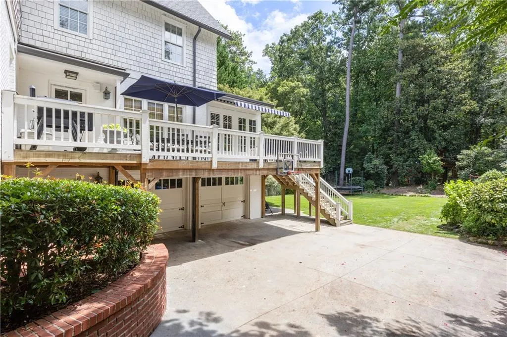 3107 Peachtree Drive Ne, Atlanta, Georgia 30305, 5 Bedrooms Bedrooms, ,5 BathroomsBathrooms,Residential,For Sale,3107 Peachtree Drive Ne,7632685