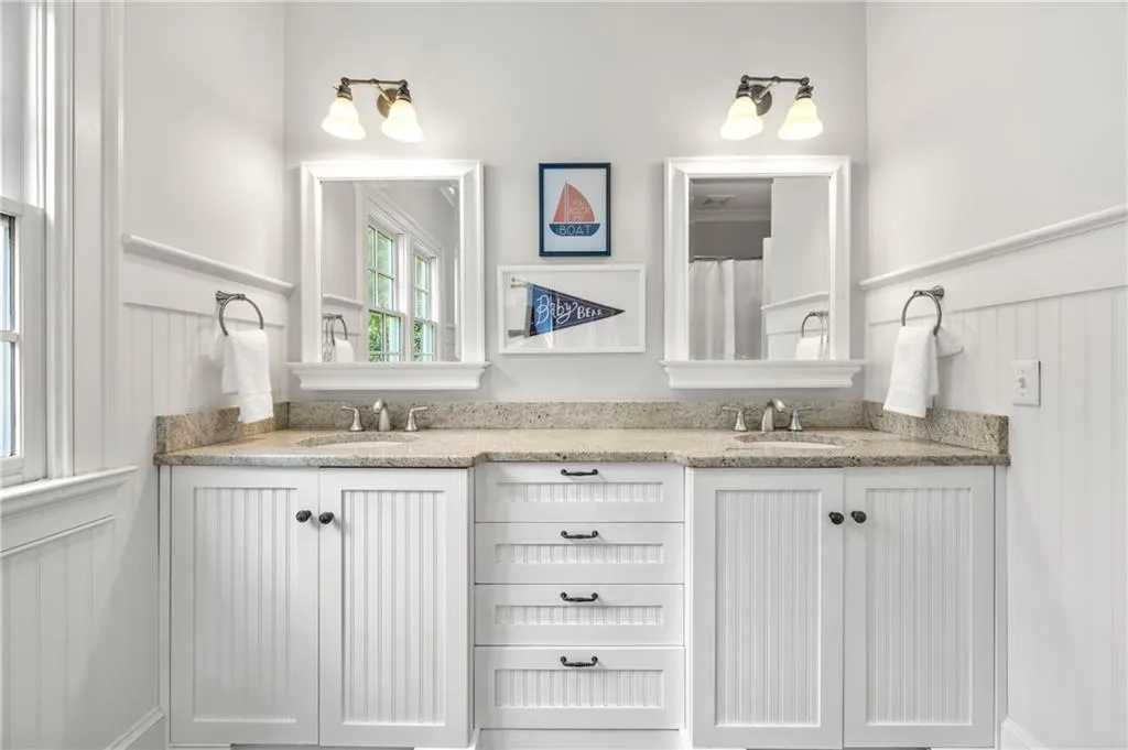 3107 Peachtree Drive Ne, Atlanta, Georgia 30305, 5 Bedrooms Bedrooms, ,5 BathroomsBathrooms,Residential,For Sale,3107 Peachtree Drive Ne,7632685