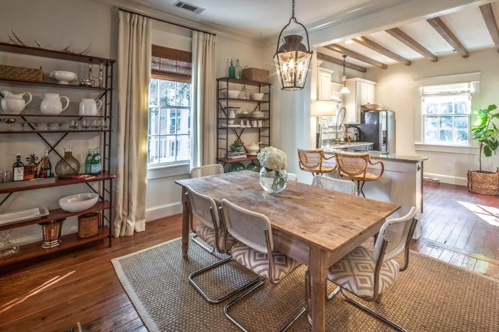 2940 Parrott Avenue Nw, Atlanta, Georgia 30318, 2 Bedrooms Bedrooms, ,2 BathroomsBathrooms,Residential,Sold,2940 Parrott Avenue Nw,5614561