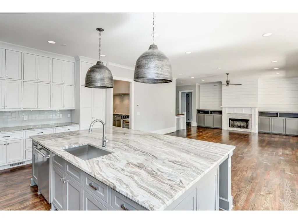 4675 Mystic Drive, Atlanta, Georgia 30342, 6 Bedrooms Bedrooms, ,5 BathroomsBathrooms,Residential,Sold,4675 Mystic Drive,5771855