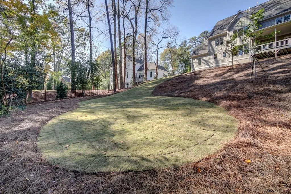 4675 Mystic Drive, Atlanta, Georgia 30342, 6 Bedrooms Bedrooms, ,5 BathroomsBathrooms,Residential,Sold,4675 Mystic Drive,5771855