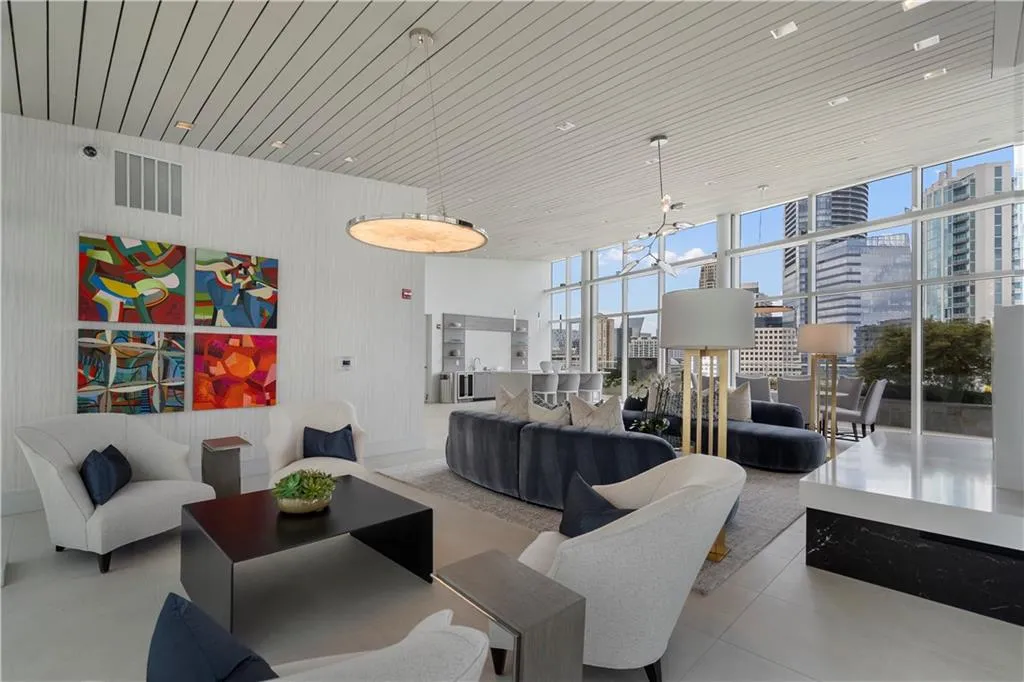3325 Piedmont Road Ne Unit 2501, Atlanta, Georgia 30305, 3 Bedrooms Bedrooms, ,2 BathroomsBathrooms,Residential,For Sale,3325 Piedmont Road Ne Unit 2501,7620474