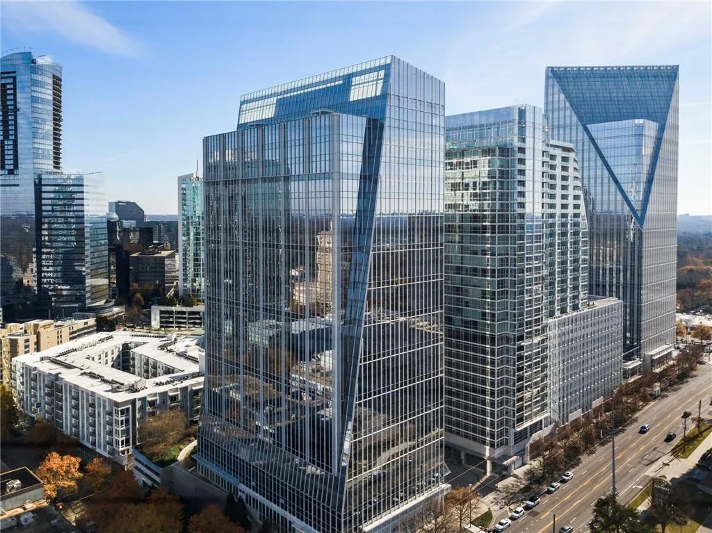 3325 Piedmont Road Ne Unit 2501, Atlanta, Georgia 30305, 3 Bedrooms Bedrooms, ,2 BathroomsBathrooms,Residential,For Sale,3325 Piedmont Road Ne Unit 2501,7620474