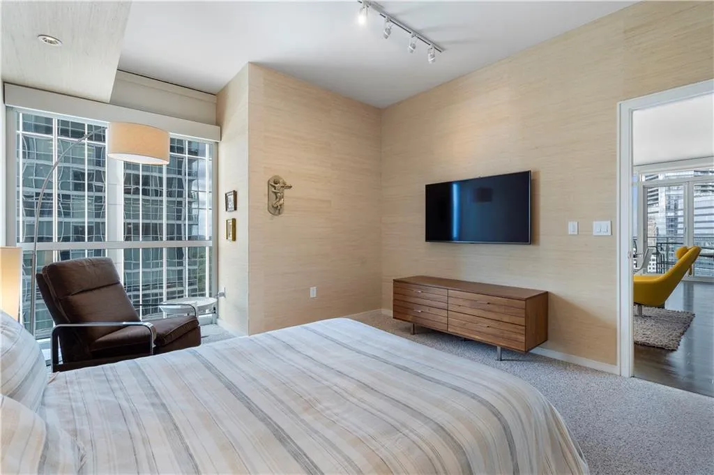 3325 Piedmont Road Ne Unit 2501, Atlanta, Georgia 30305, 3 Bedrooms Bedrooms, ,2 BathroomsBathrooms,Residential,For Sale,3325 Piedmont Road Ne Unit 2501,7620474