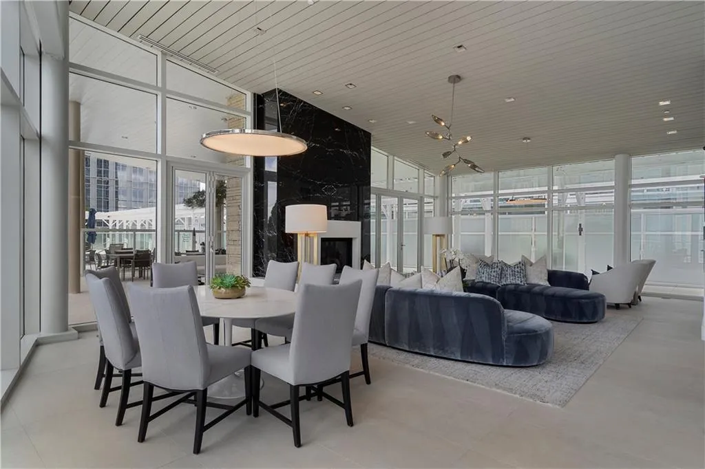 3325 Piedmont Road Ne Unit 2501, Atlanta, Georgia 30305, 3 Bedrooms Bedrooms, ,2 BathroomsBathrooms,Residential,For Sale,3325 Piedmont Road Ne Unit 2501,7620474