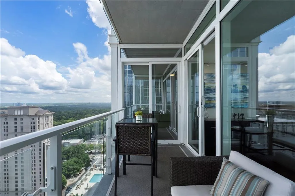3325 Piedmont Road Ne Unit 2501, Atlanta, Georgia 30305, 3 Bedrooms Bedrooms, ,2 BathroomsBathrooms,Residential,For Sale,3325 Piedmont Road Ne Unit 2501,7620474