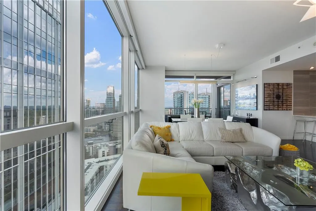 3325 Piedmont Road Ne Unit 2501, Atlanta, Georgia 30305, 3 Bedrooms Bedrooms, ,2 BathroomsBathrooms,Residential,For Sale,3325 Piedmont Road Ne Unit 2501,7620474