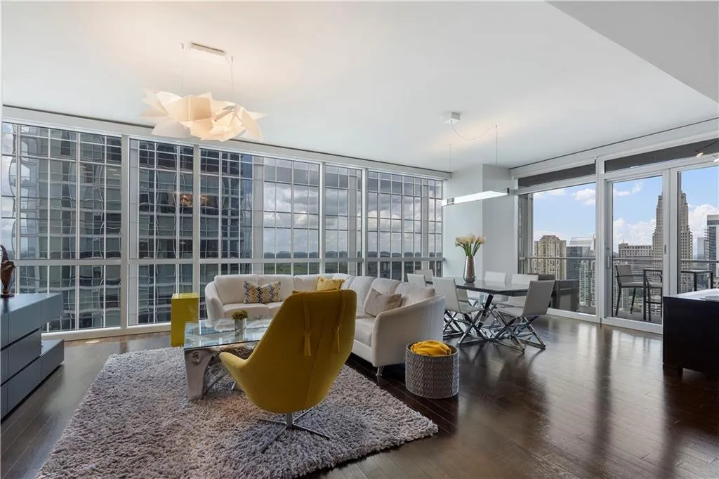 3325 Piedmont Road Ne Unit 2501, Atlanta, Georgia 30305, 3 Bedrooms Bedrooms, ,2 BathroomsBathrooms,Residential,For Sale,3325 Piedmont Road Ne Unit 2501,7620474