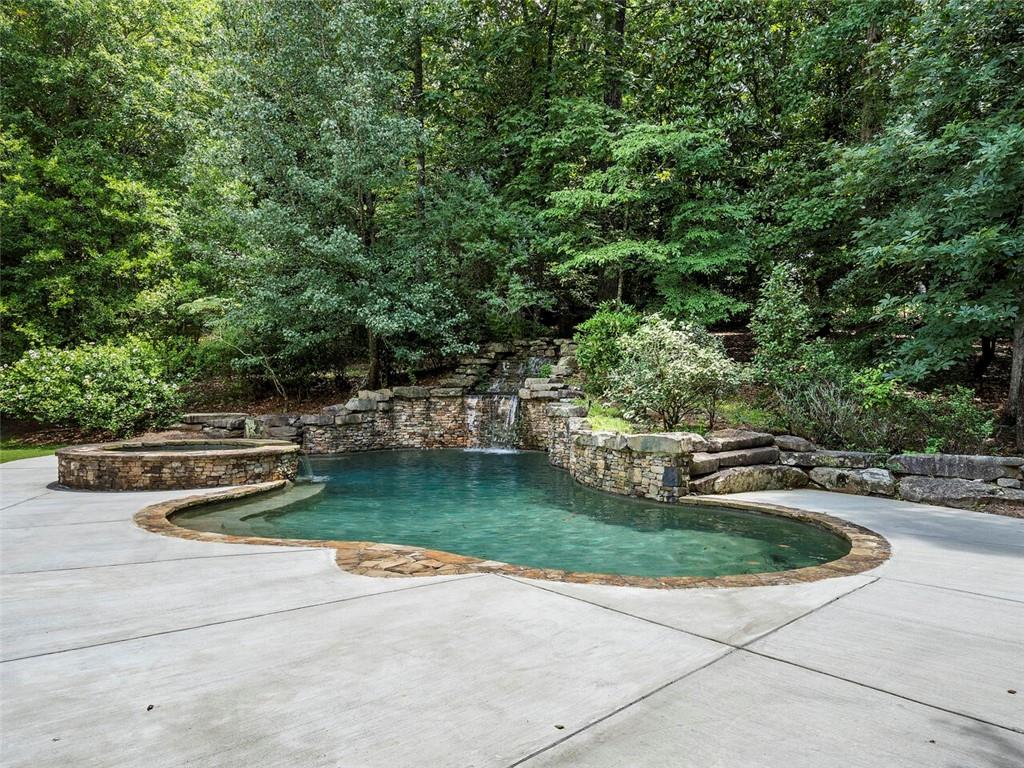 520 Old Cobblestone Drive, Sandy Springs, Georgia 30350, 7 Bedrooms Bedrooms, ,7 BathroomsBathrooms,Residential,Sold,520 Old Cobblestone Drive,7246630