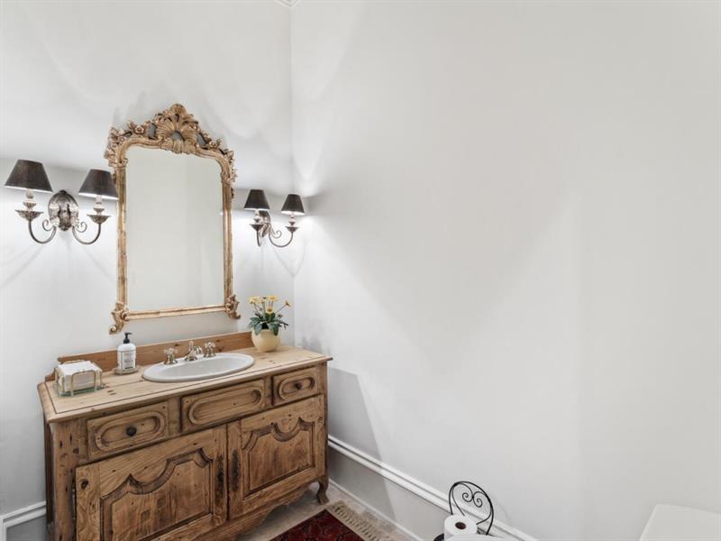 520 Old Cobblestone Drive, Sandy Springs, Georgia 30350, 7 Bedrooms Bedrooms, ,7 BathroomsBathrooms,Residential,Sold,520 Old Cobblestone Drive,7246630