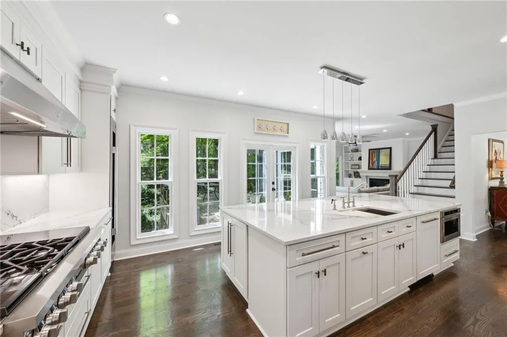 4152 Club Drive Ne, Atlanta, Georgia 30319, 6 Bedrooms Bedrooms, ,6 BathroomsBathrooms,Residential,For Sale,4152 Club Drive Ne,7556627