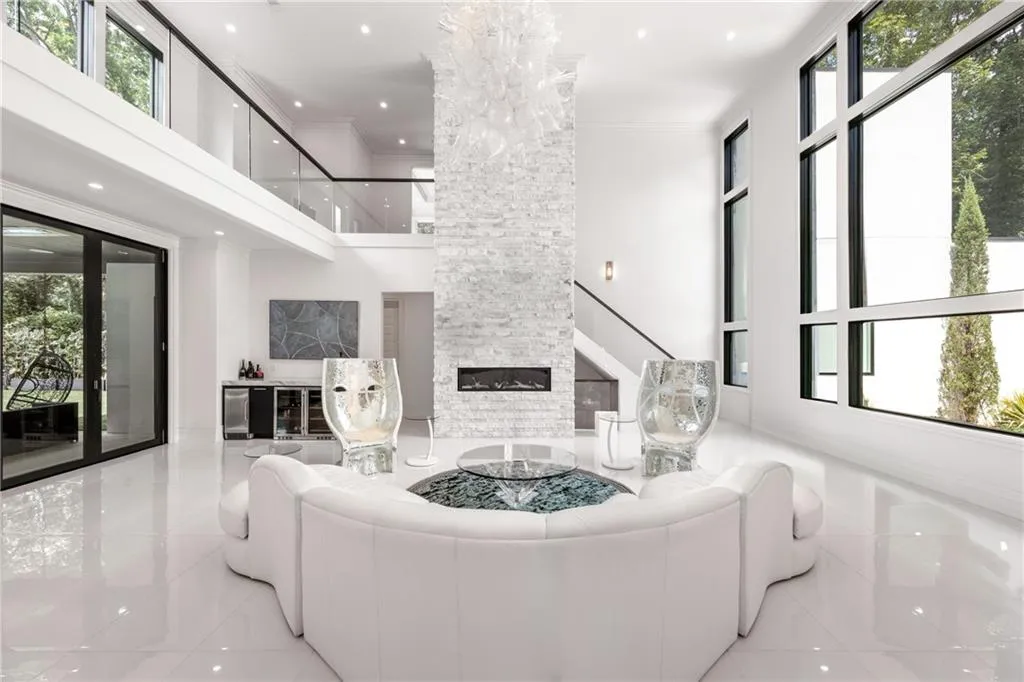 1105 Moores Mill Road Nw, Atlanta, Georgia 30327, 5 Bedrooms Bedrooms, ,5 BathroomsBathrooms,Residential,For Sale,1105 Moores Mill Road Nw,7628289