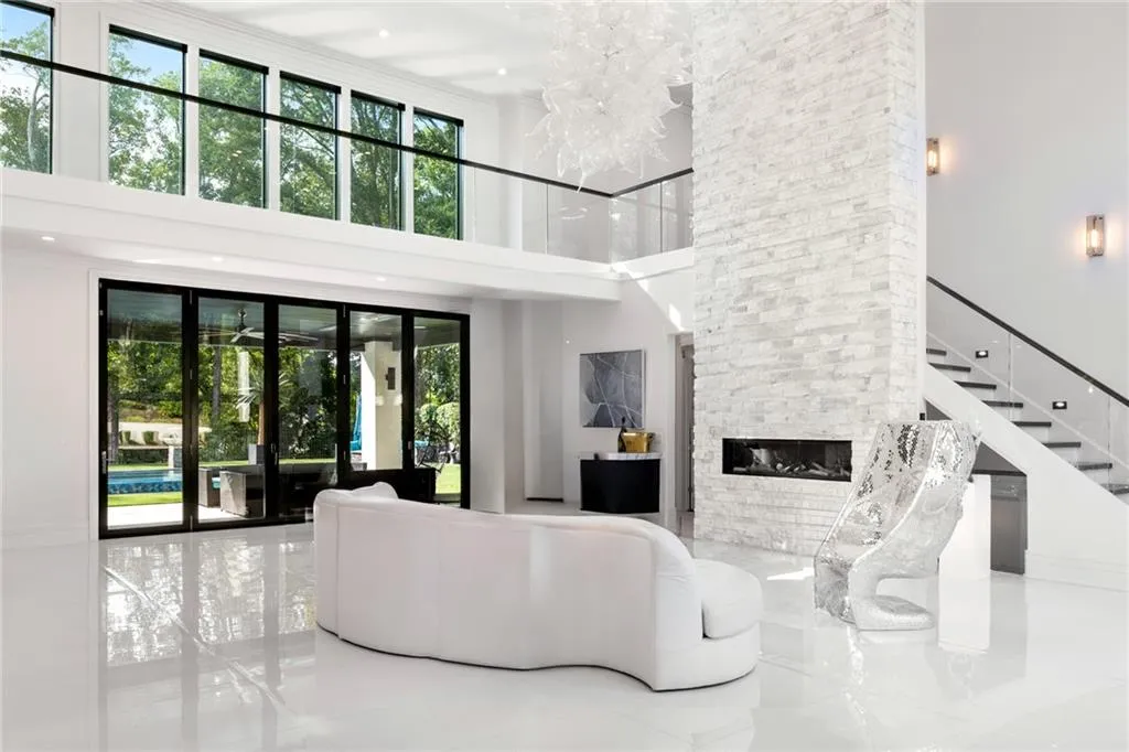 1105 Moores Mill Road Nw, Atlanta, Georgia 30327, 5 Bedrooms Bedrooms, ,5 BathroomsBathrooms,Residential,For Sale,1105 Moores Mill Road Nw,7628289