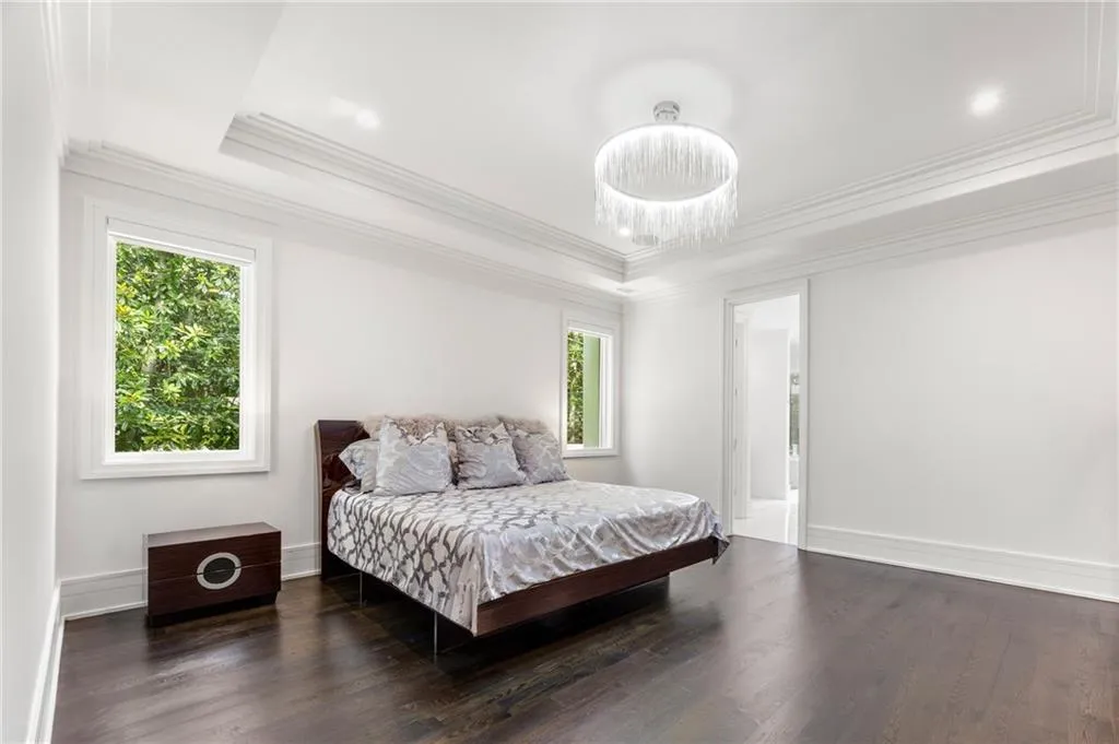 1105 Moores Mill Road Nw, Atlanta, Georgia 30327, 5 Bedrooms Bedrooms, ,5 BathroomsBathrooms,Residential,For Sale,1105 Moores Mill Road Nw,7628289