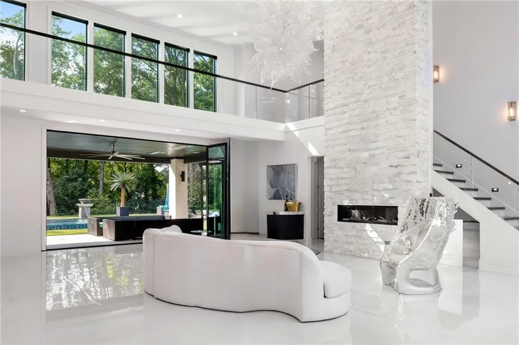 1105 Moores Mill Road Nw, Atlanta, Georgia 30327, 5 Bedrooms Bedrooms, ,5 BathroomsBathrooms,Residential,For Sale,1105 Moores Mill Road Nw,7628289