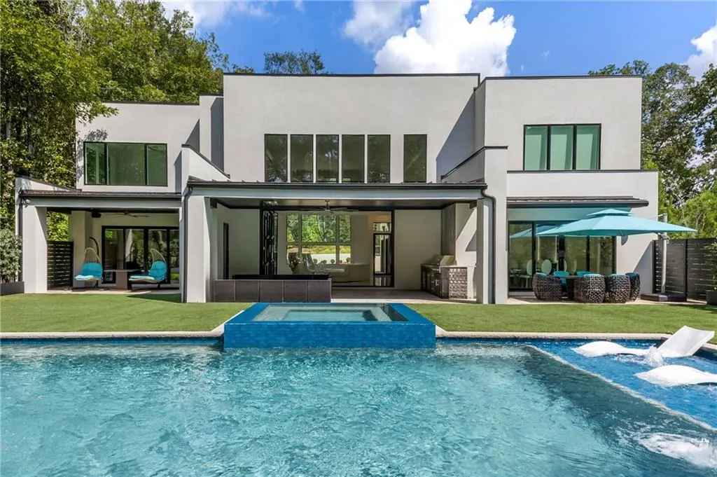 1105 Moores Mill Road Nw, Atlanta, Georgia 30327, 5 Bedrooms Bedrooms, ,5 BathroomsBathrooms,Residential,For Sale,1105 Moores Mill Road Nw,7628289