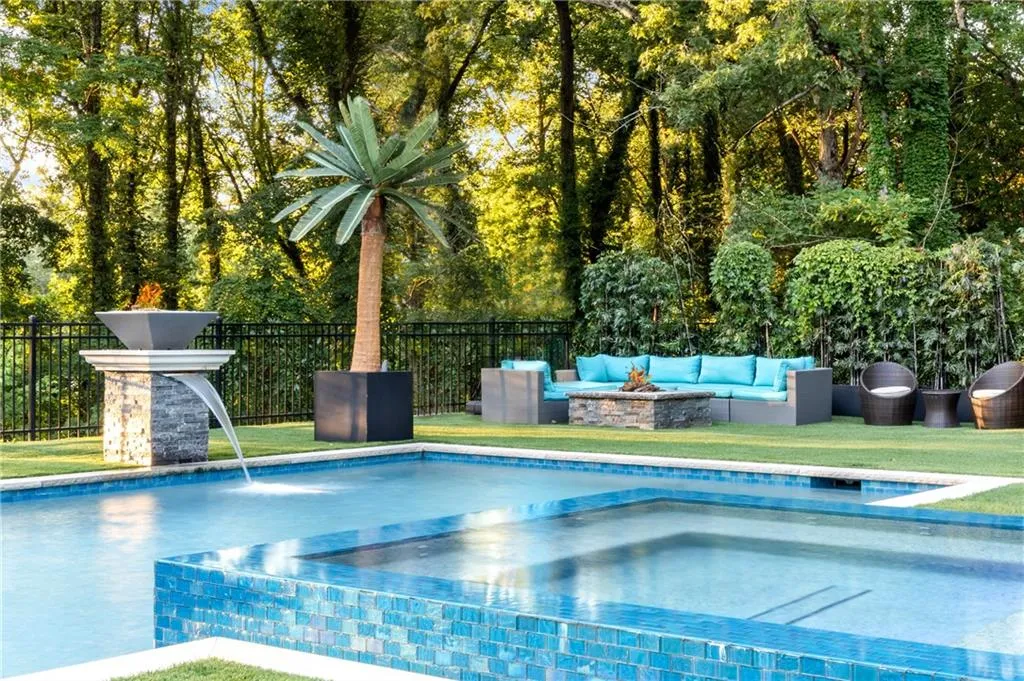 1105 Moores Mill Road Nw, Atlanta, Georgia 30327, 5 Bedrooms Bedrooms, ,5 BathroomsBathrooms,Residential,For Sale,1105 Moores Mill Road Nw,7628289