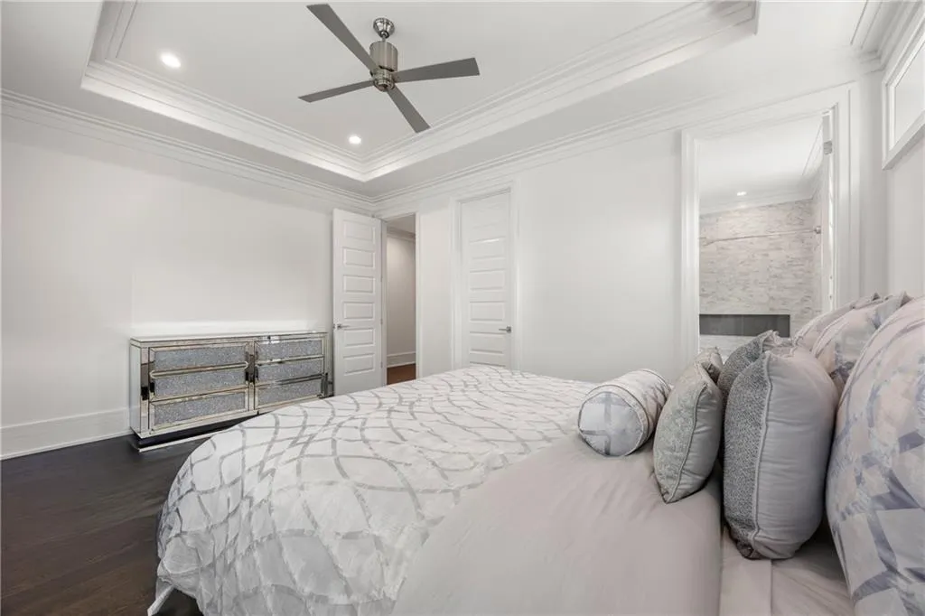 1105 Moores Mill Road Nw, Atlanta, Georgia 30327, 5 Bedrooms Bedrooms, ,5 BathroomsBathrooms,Residential,For Sale,1105 Moores Mill Road Nw,7628289
